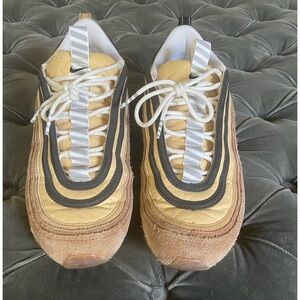 Nike Air Max 97 (bar code)